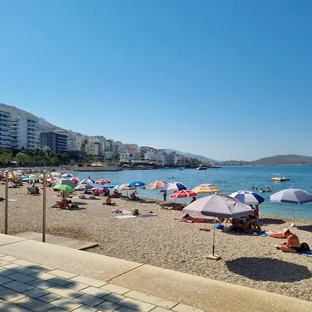 아파트 Juha Sarandë